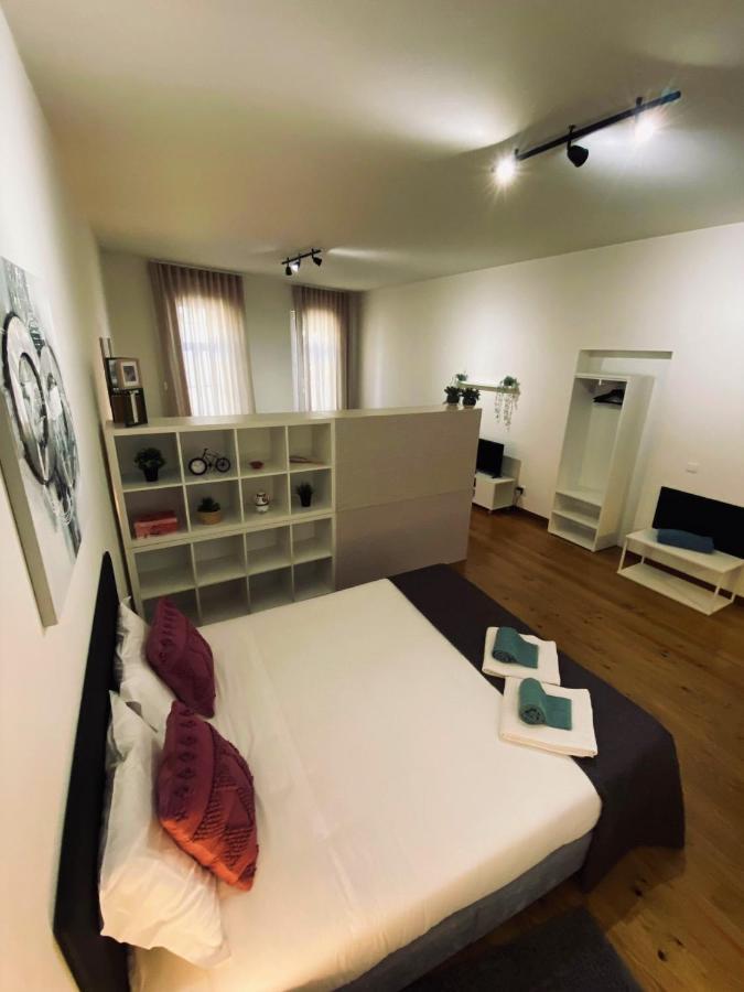 Studio A Zona Historica Clerigos Порто Екстериор снимка